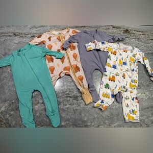 BUNDLE of 4 baby onesies